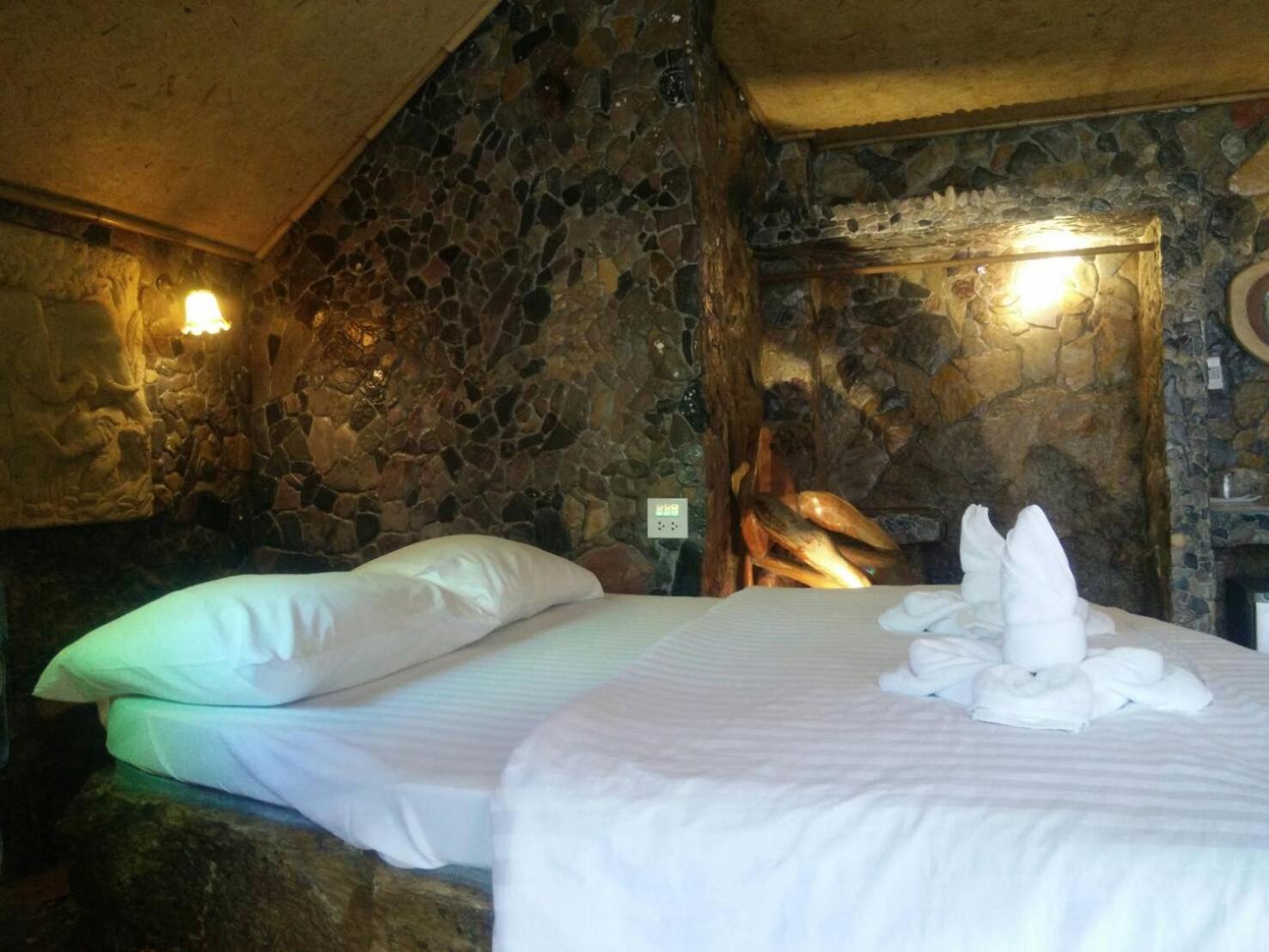 Needa Rock Resort Khanom Habitación foto