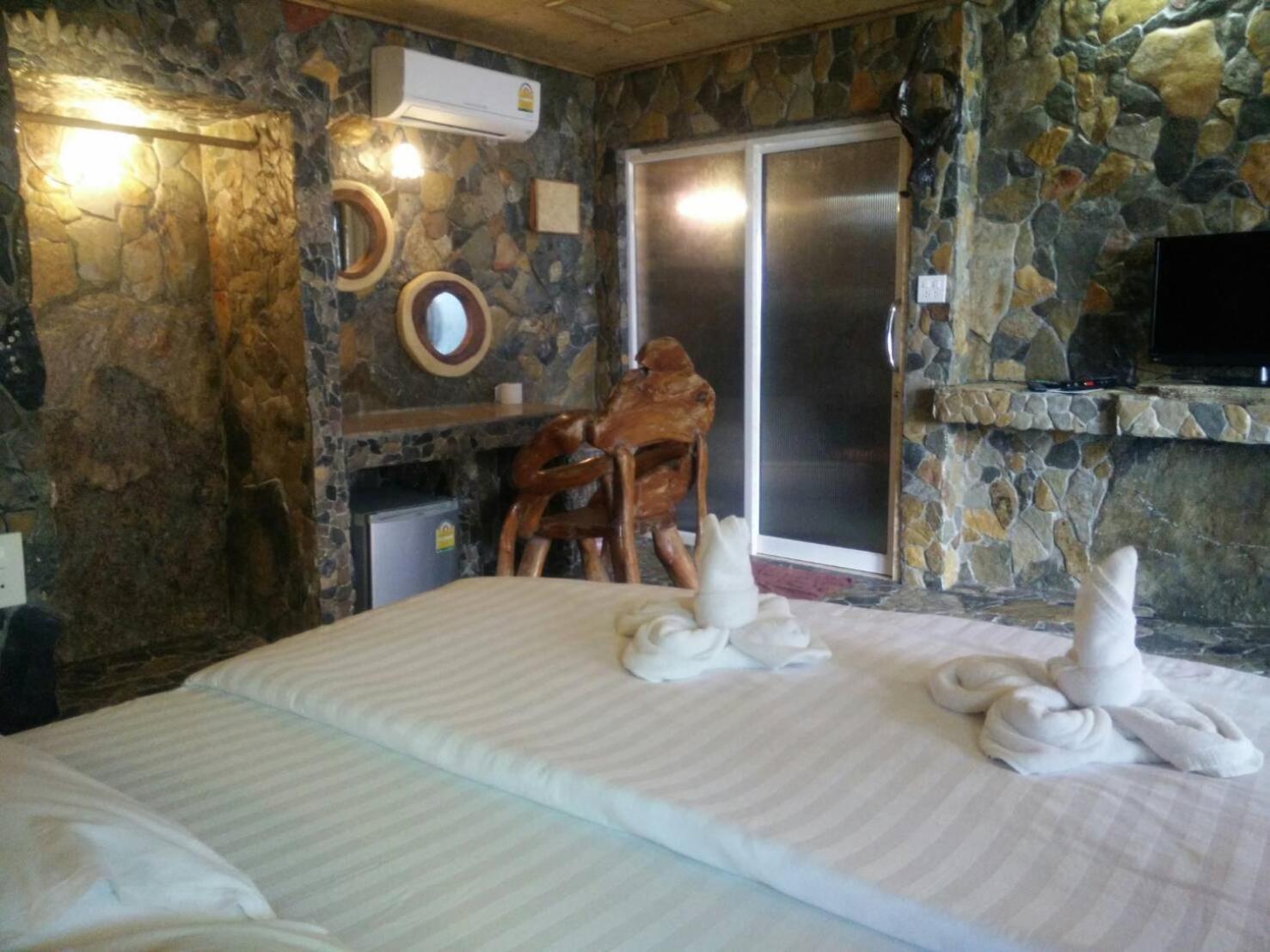 Needa Rock Resort Khanom Habitación foto